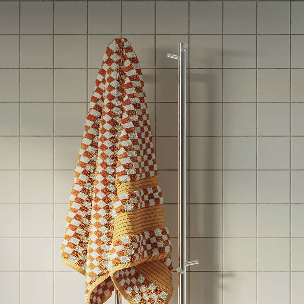 Amor heated towel rail