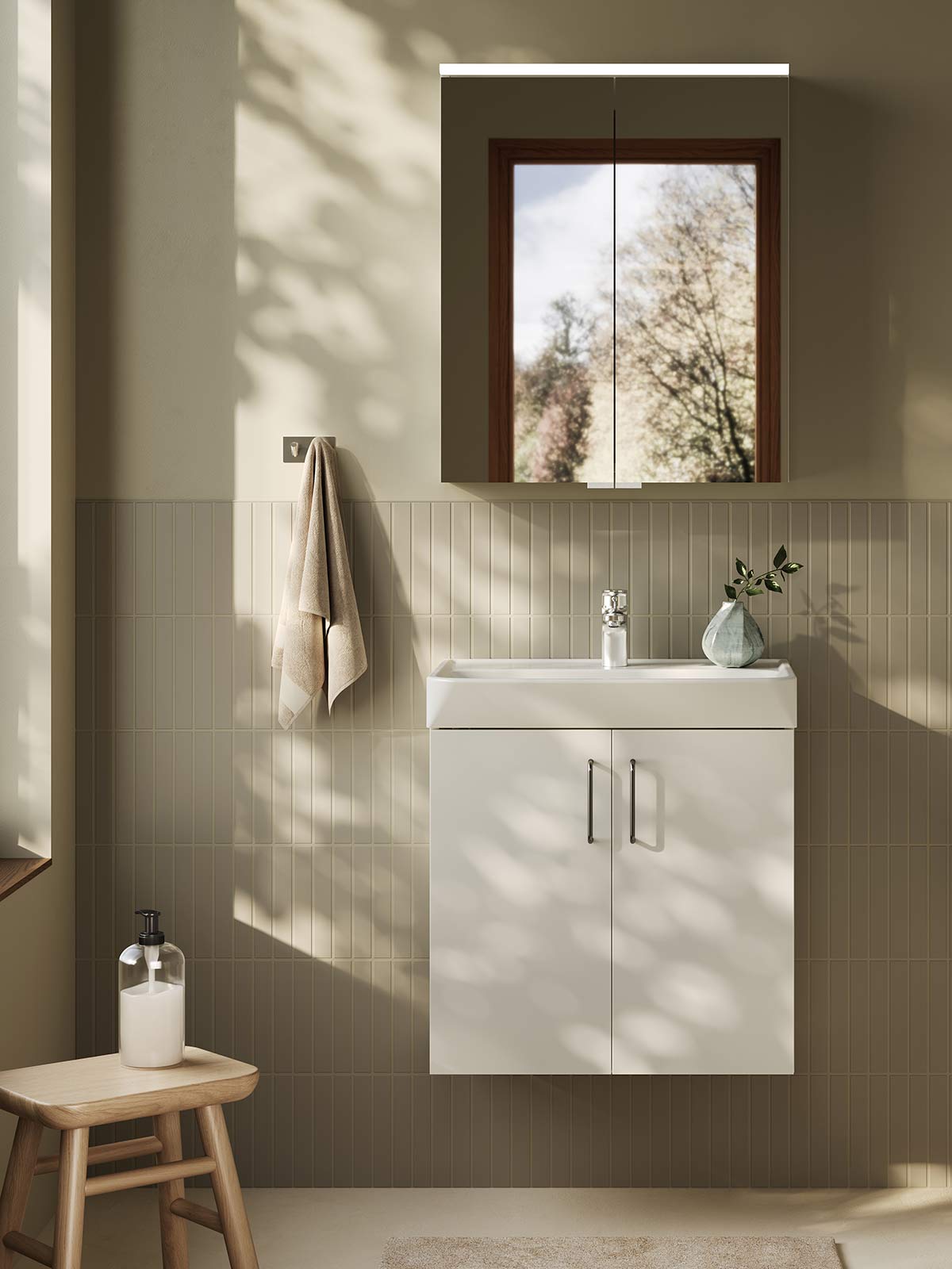 Bloc 60 cm vanity unit in White, wall-mounted. White washbasin and mirror cabinet with lighting.