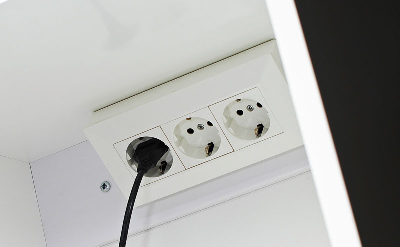 Electrical sockets for tall cabinet